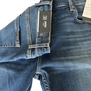 New with tags - 7 for all mankind size 38 jean. Active sport-Paxtyn skinny